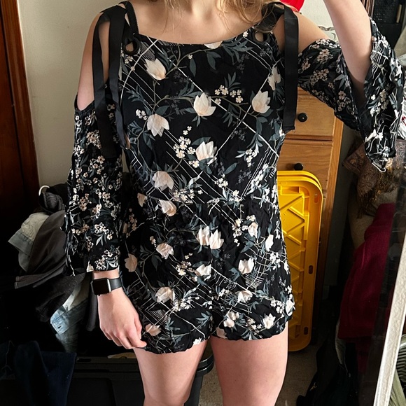 TOPSHOP Romper - Picture 4 of 4